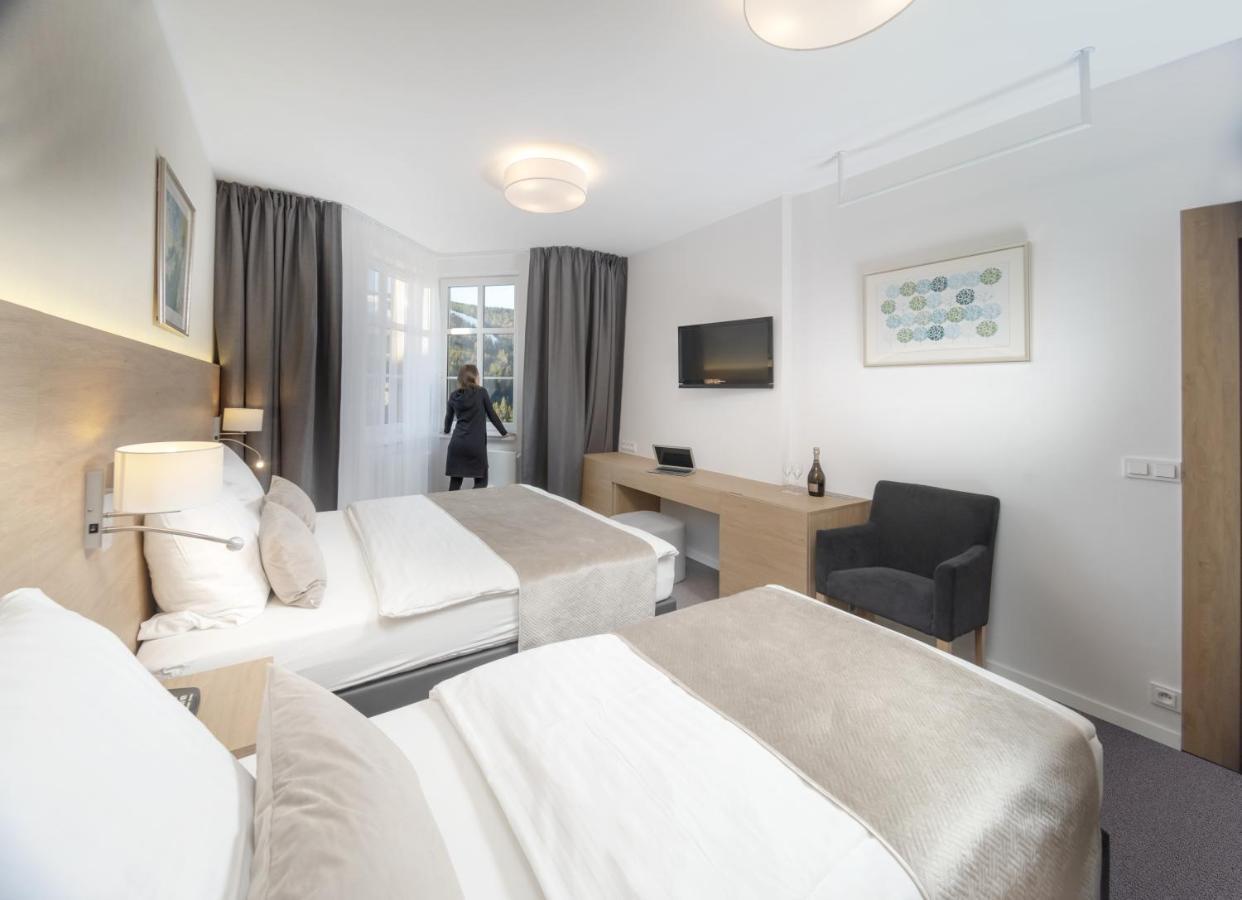 Hotel Snezka Špindlerŭv Mlýn Eksteriør bilde